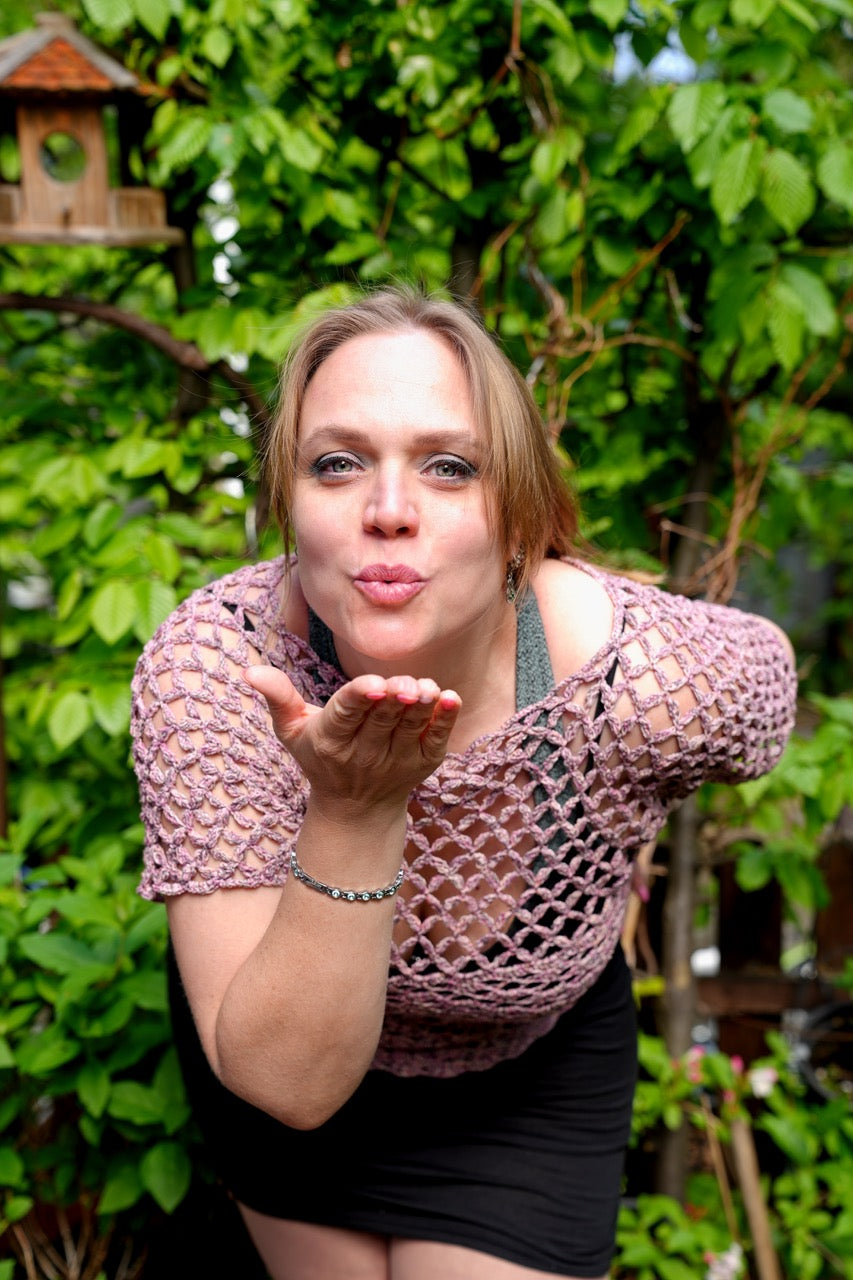 Häkelshirt Blumenmädchen