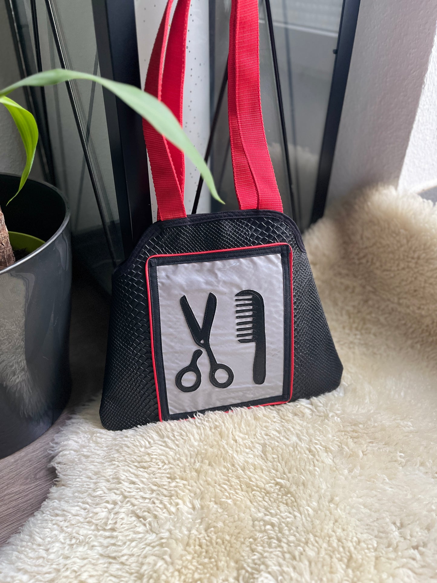 Unikat Petra Perle handgenähte Vintage Projekt-Handtasche "Kamm & Schere" ohne Boden