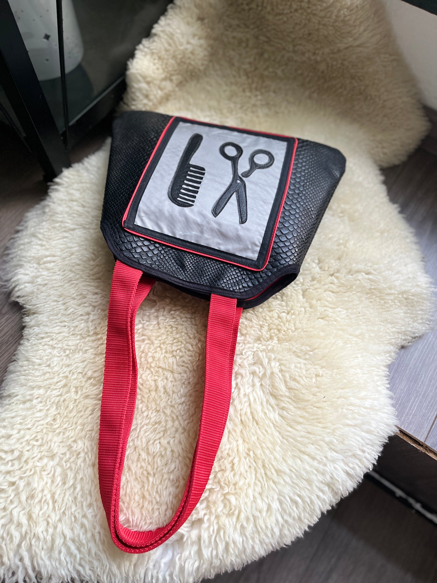 Unikat Petra Perle handgenähte Vintage Projekt-Handtasche "Kamm & Schere" ohne Boden