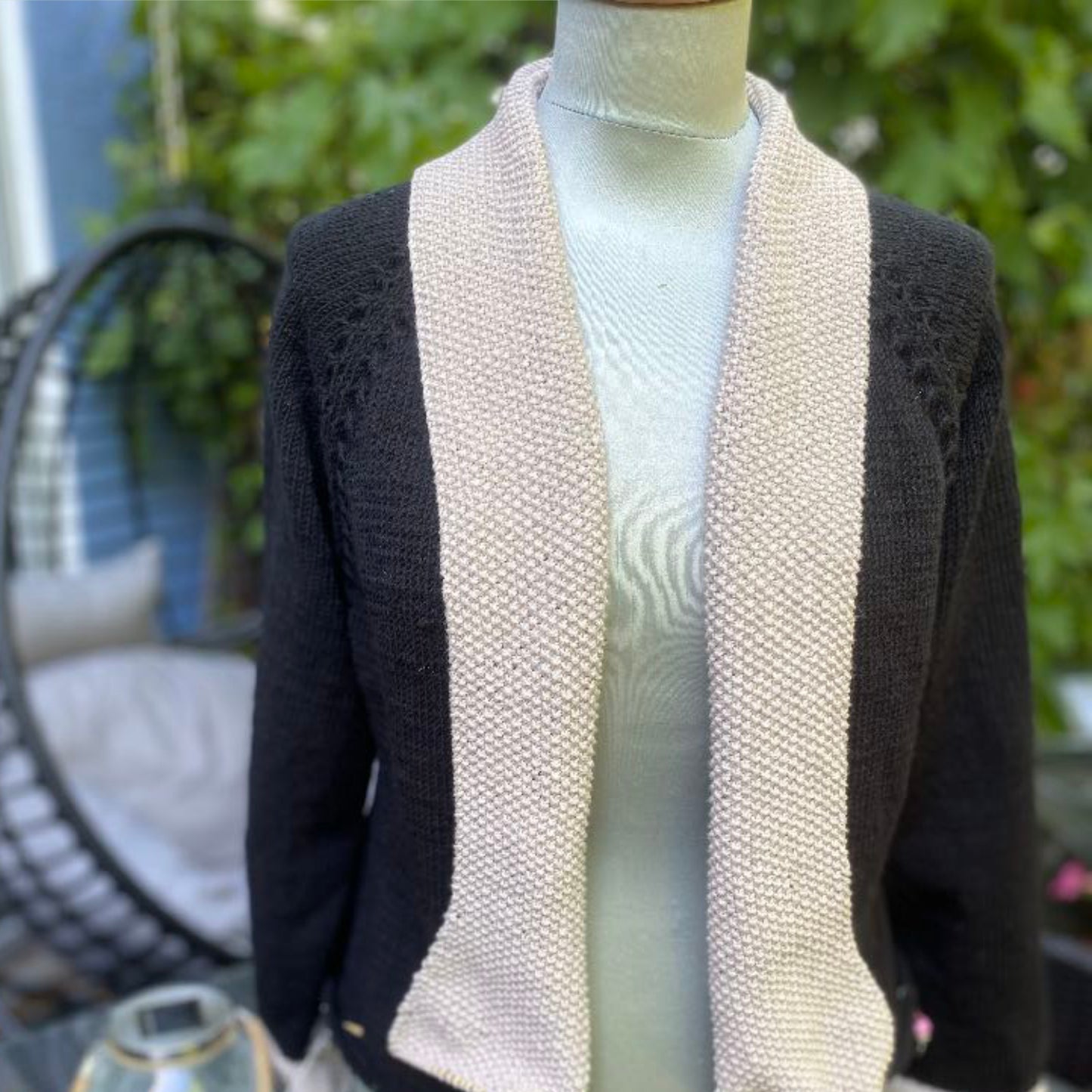 Strickjacke White Collar | Einzelanleitung | Stricken | Sylvie Rasch