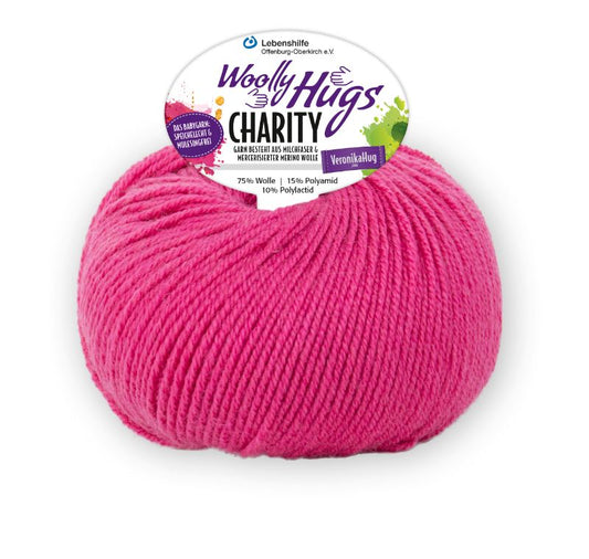 Charity von Woolly Hugs